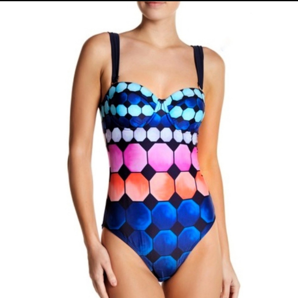 Ted Baker London Marina Mosaic Swimsuit size 32C/D